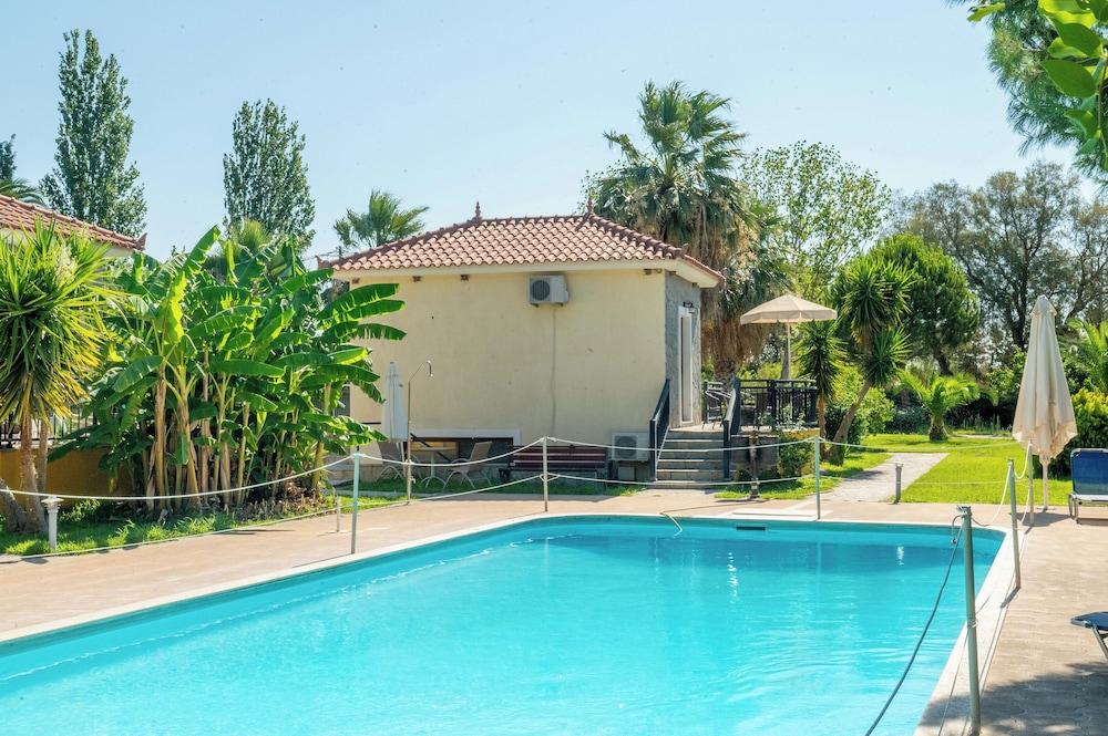 Kaloni village apartments — Swimming pool in Lesvos Island