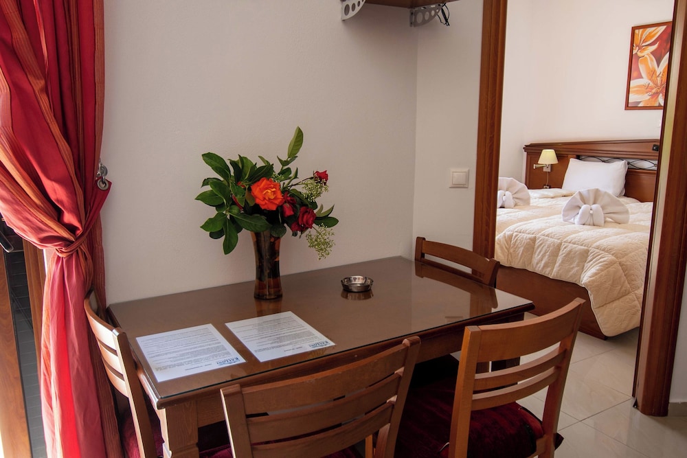 Kaloni village apartments — Hotel rooms in Lesvos Island