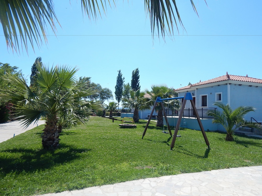 Kaloni village apartments — Attractions for children in Lesvos Island