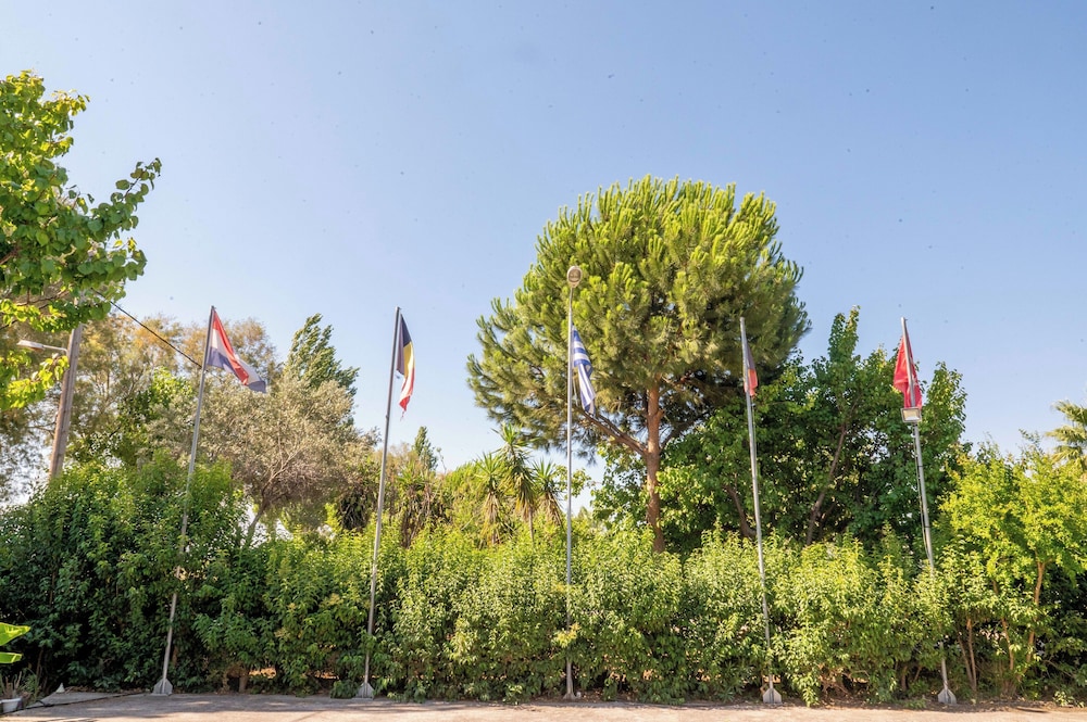 Kaloni village apartments — Attractions in the area in Lesvos Island