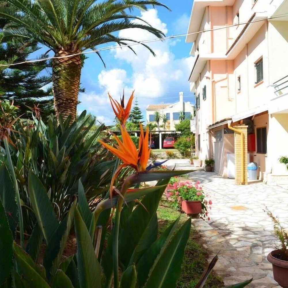 Akti Anastasia — Hotel building in Acharavi, Ionian Islands