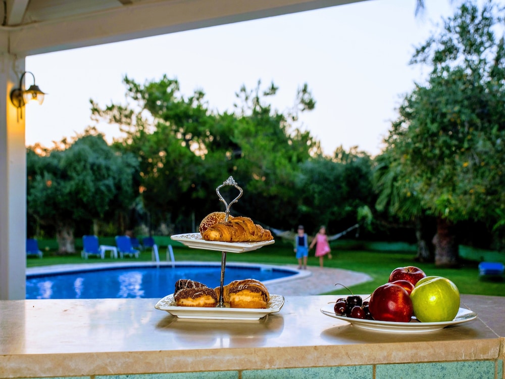 Ibiscus Hotel Malia — Swimming pool in Malia