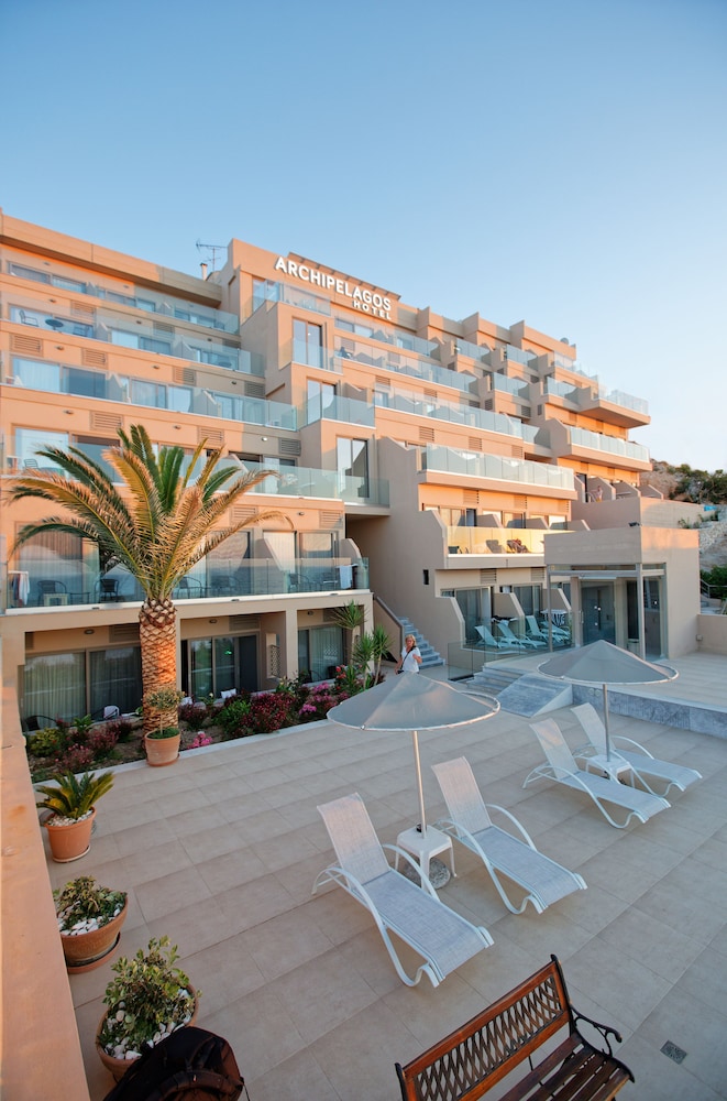 Archipelagos Hotel — Hotel building in Rethymnon
