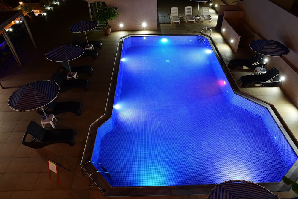 Archipelagos Hotel — Swimming pool in Rethymnon