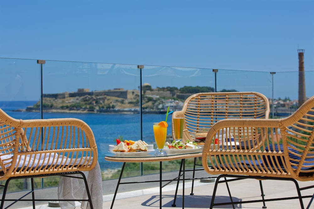 Archipelagos Hotel — Restaurant & bars in Rethymnon