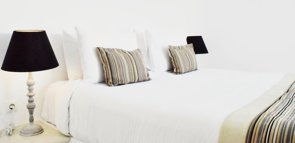 Amber Light Villas Santorini — Hotel rooms in Imerovigli, South Aegean