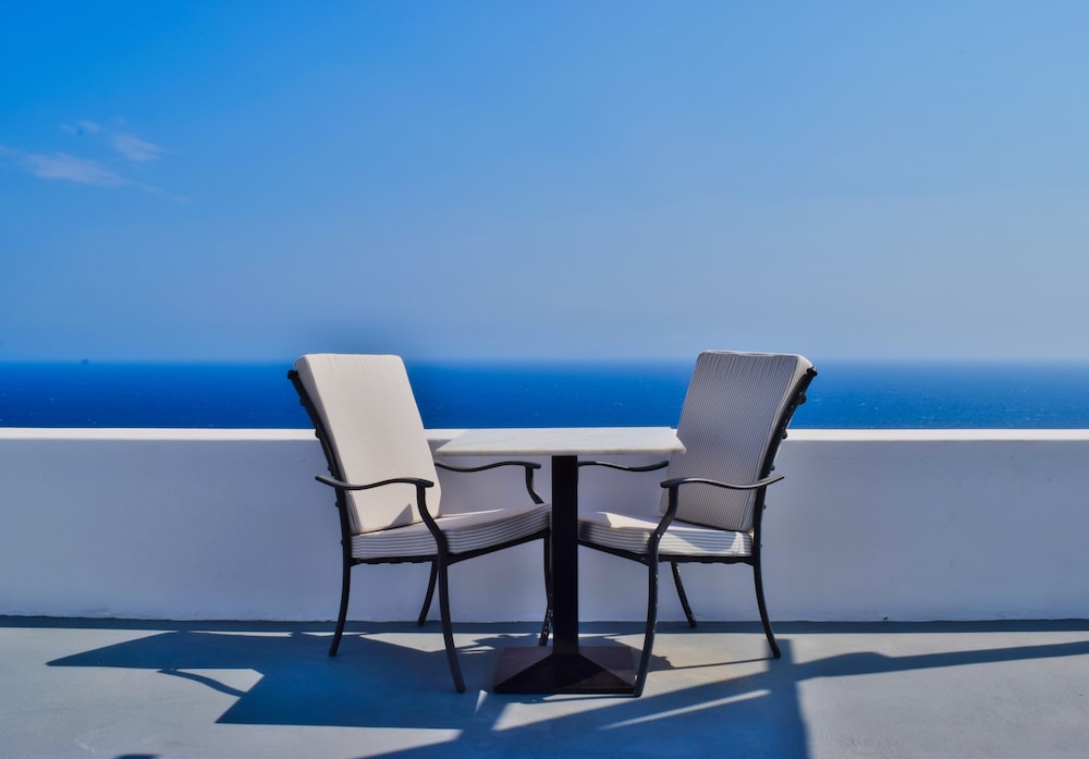 Amber Light Villas Santorini — Restaurant & bars in Imerovigli, South Aegean