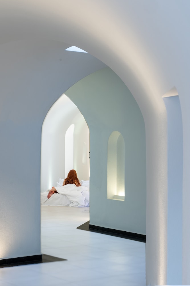 Amber Light Villas Santorini — Hotel rooms in Imerovigli, South Aegean