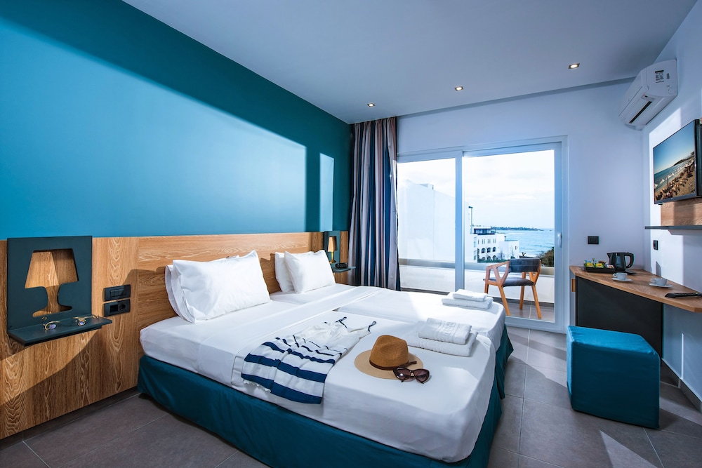 Enorme Infinity Beach ex Infinity Blue — View in Hersonissos
