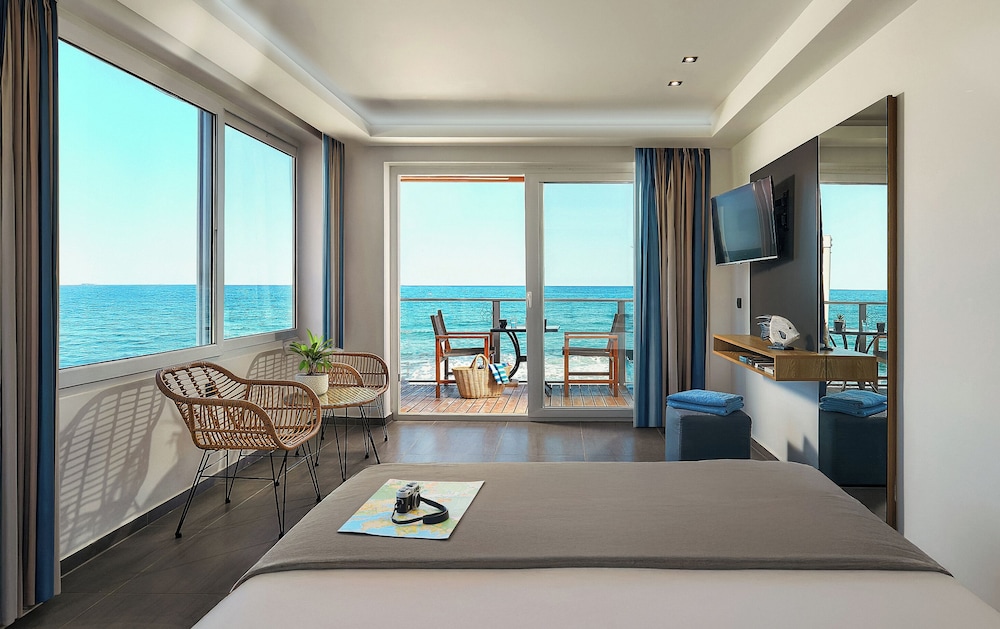 Enorme Infinity Beach ex Infinity Blue — Rooms in Hersonissos