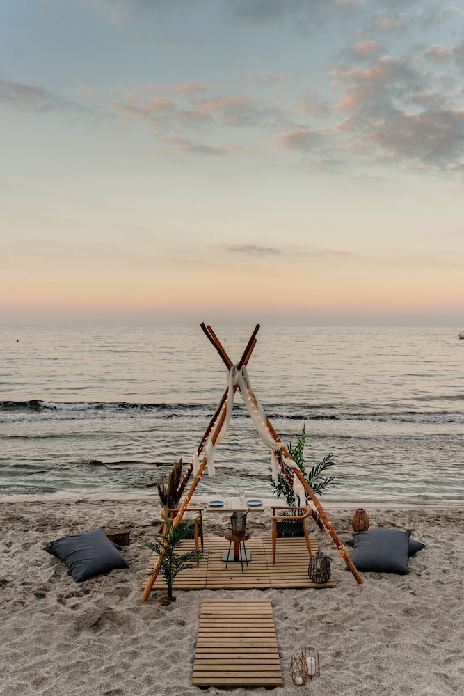Enorme Infinity Beach ex Infinity Blue — Outdoor in Hersonissos