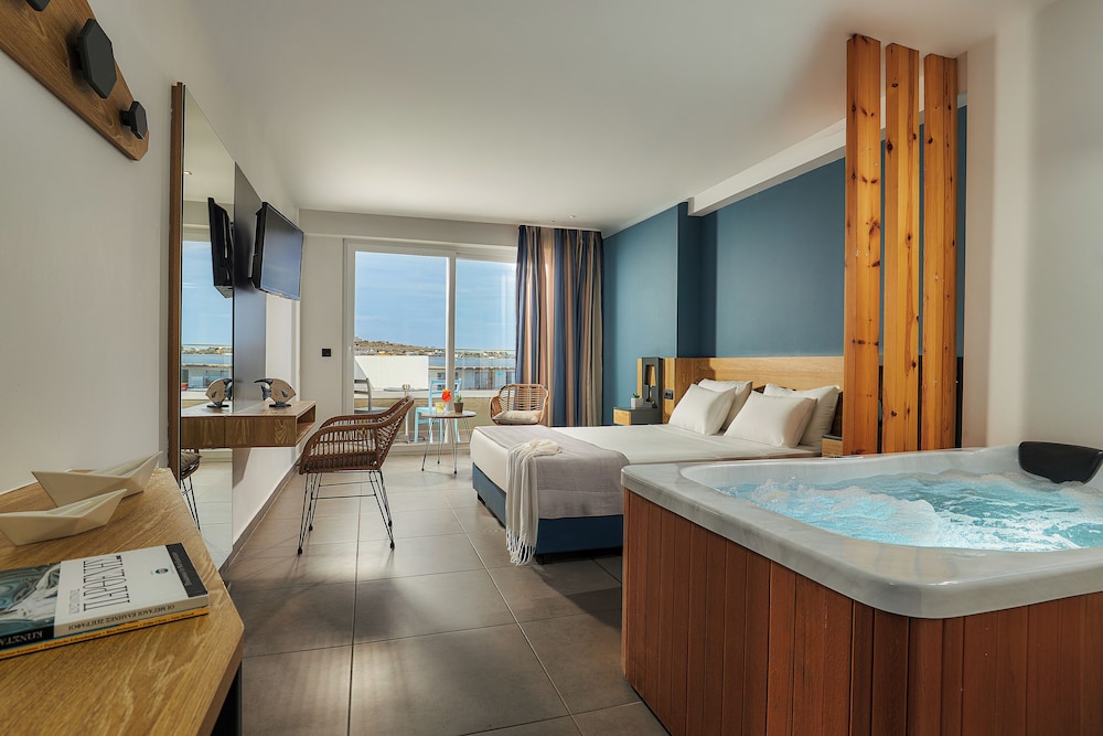 Enorme Infinity Beach ex Infinity Blue — Rooms in Hersonissos