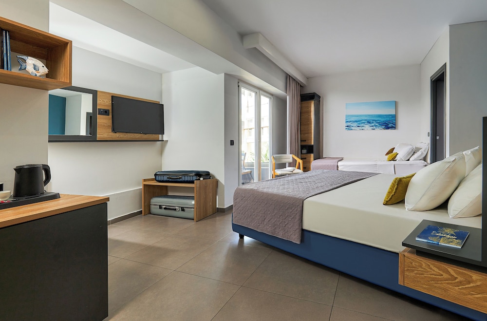 Enorme Infinity Beach ex Infinity Blue — Rooms in Hersonissos