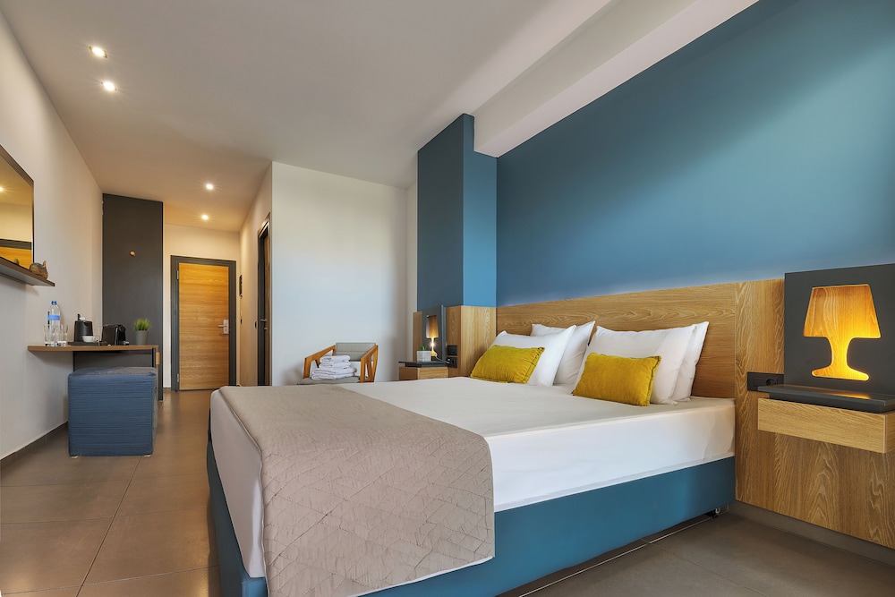 Enorme Infinity Beach ex Infinity Blue — Rooms in Hersonissos