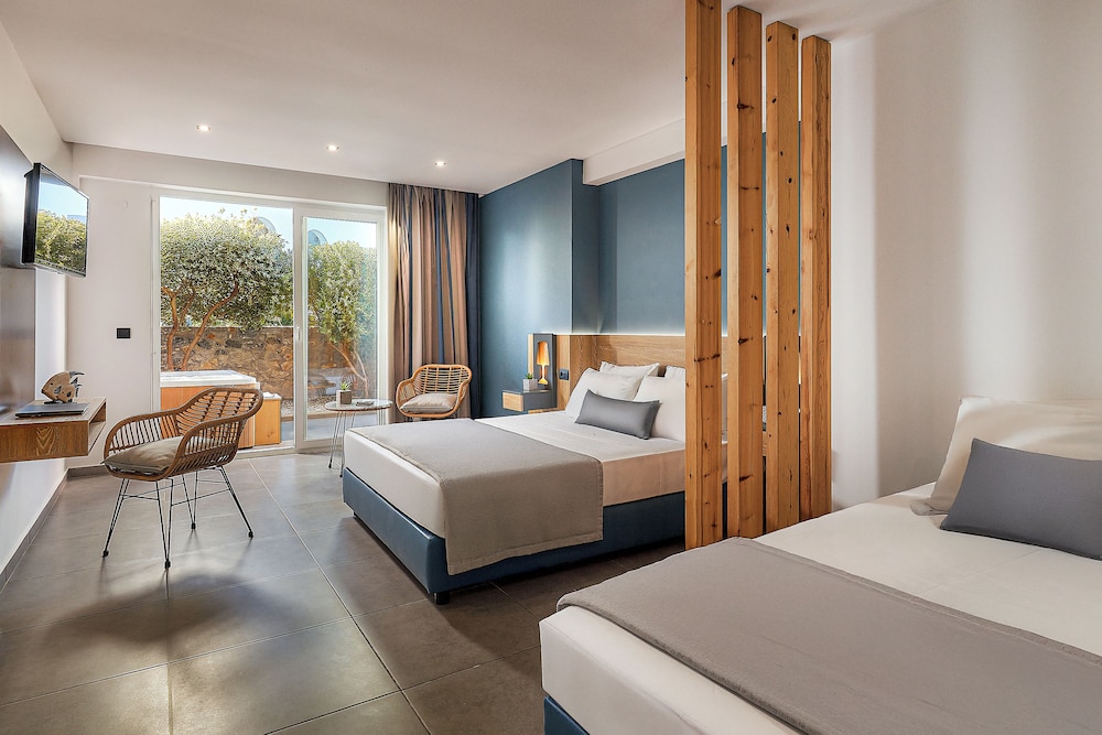 Enorme Infinity Beach ex Infinity Blue — Rooms in Hersonissos