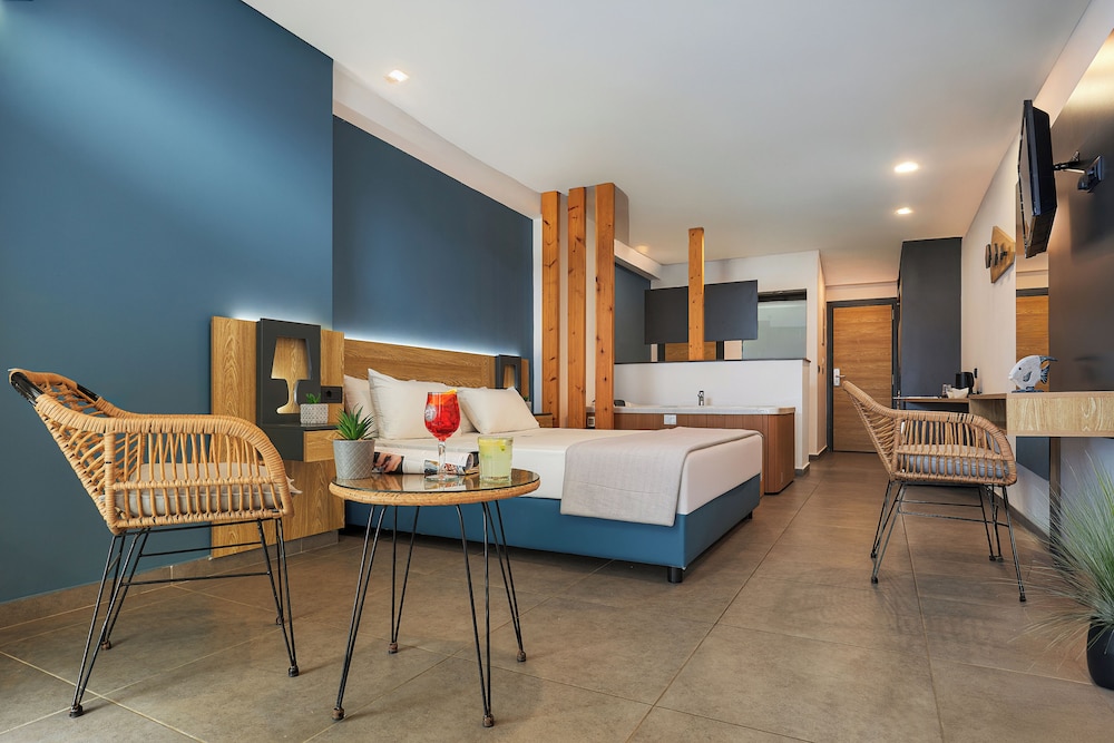 Enorme Infinity Beach ex Infinity Blue — Rooms in Hersonissos