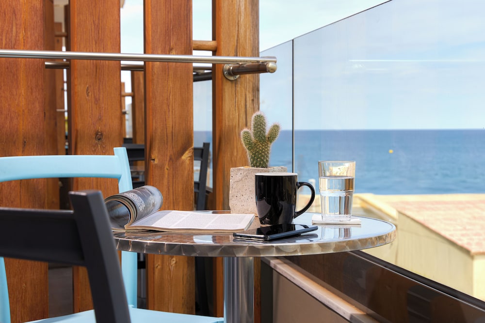 Enorme Infinity Beach ex Infinity Blue — View in Hersonissos