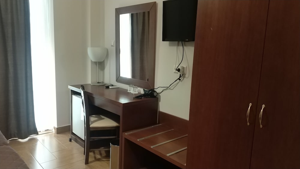 Ambrosia Suites & Aparts — Hotel rooms in Athens, Attica