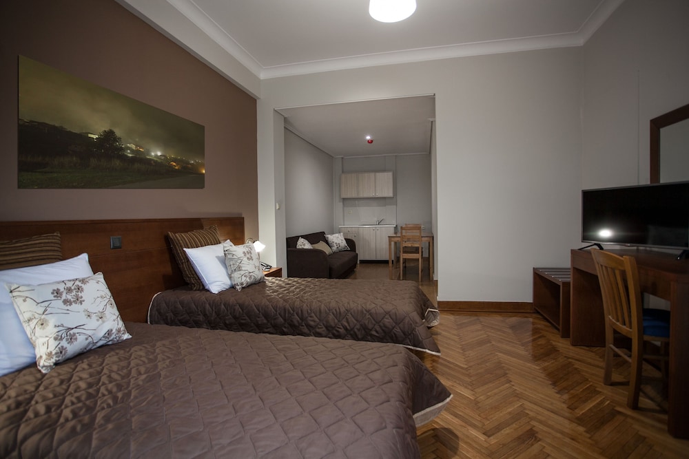 Ambrosia Suites & Aparts — Hotel rooms in Athens, Attica