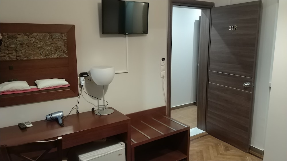 Ambrosia Suites & Aparts — Hotel rooms in Athens, Attica