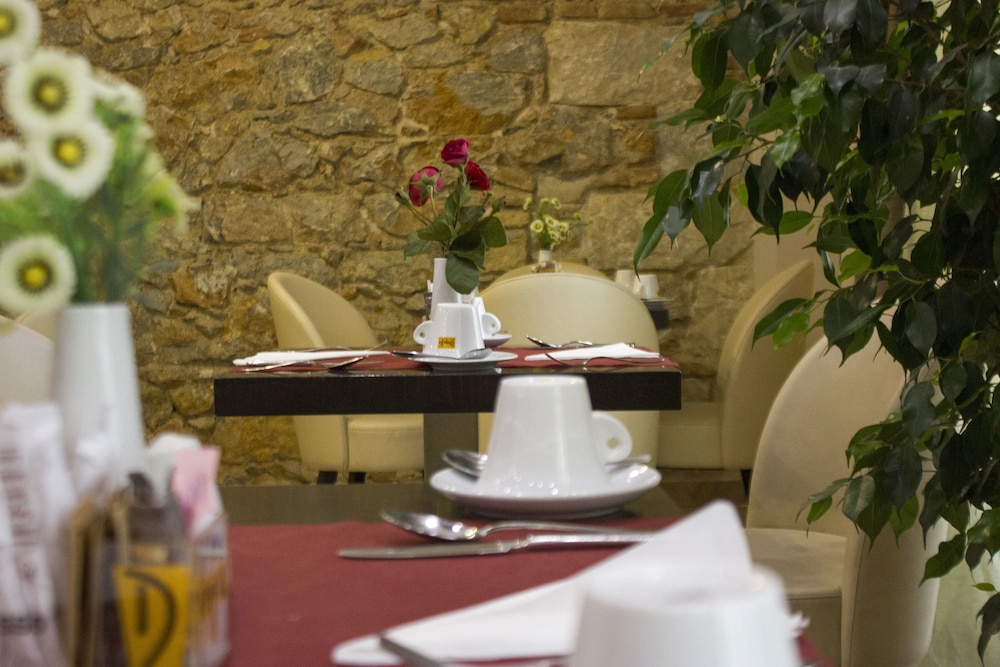 Ambrosia Suites & Aparts — Restaurant & bars in Athens, Attica