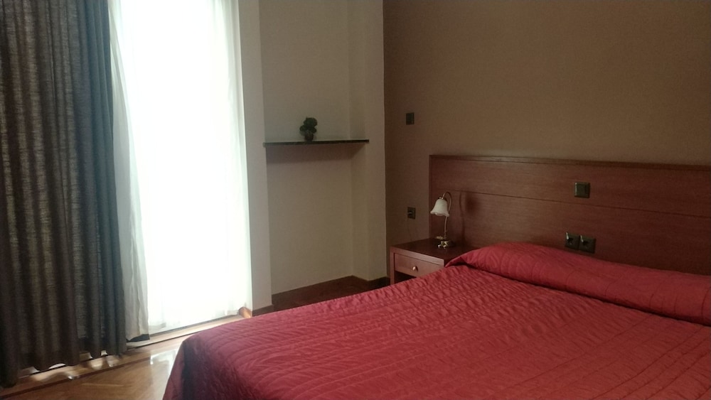 Ambrosia Suites & Aparts — Hotel rooms in Athens, Attica