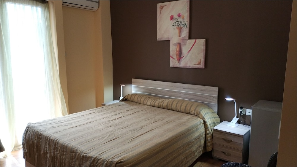 Ambrosia Suites & Aparts — Hotel rooms in Athens, Attica