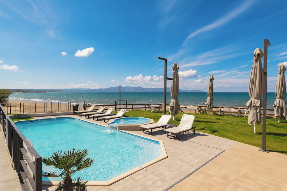 Elia Agia Marina Hotel — Main photo in Chania