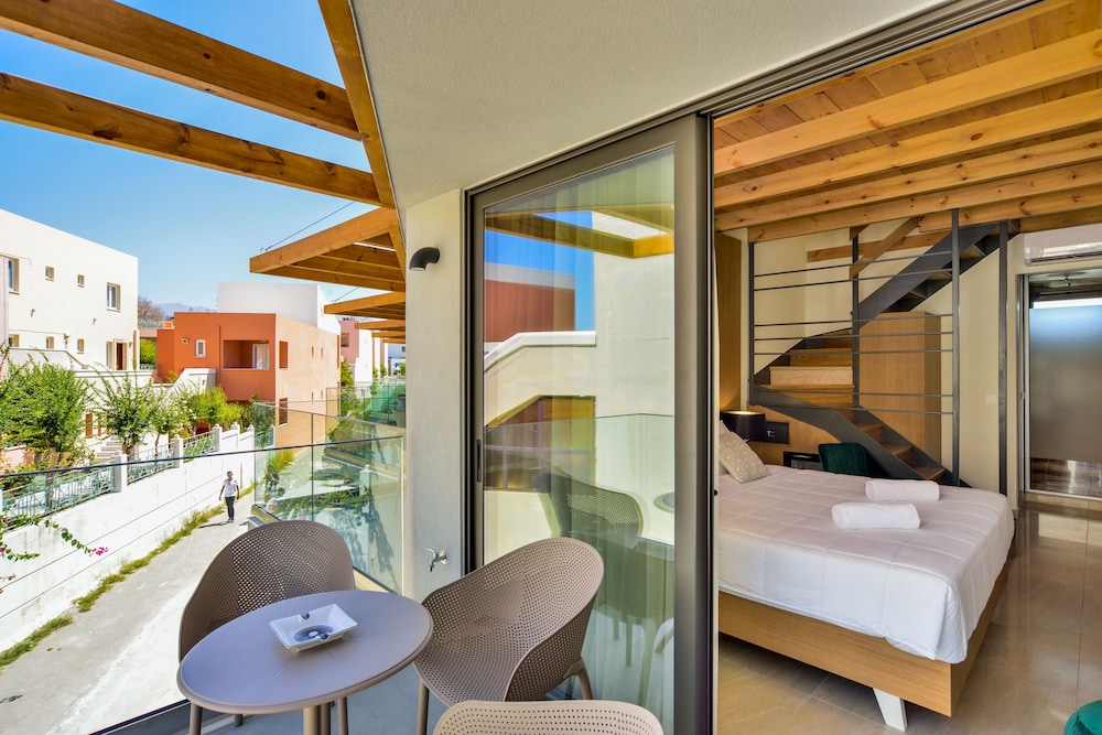 Elia Agia Marina Hotel — Hotel rooms in Chania
