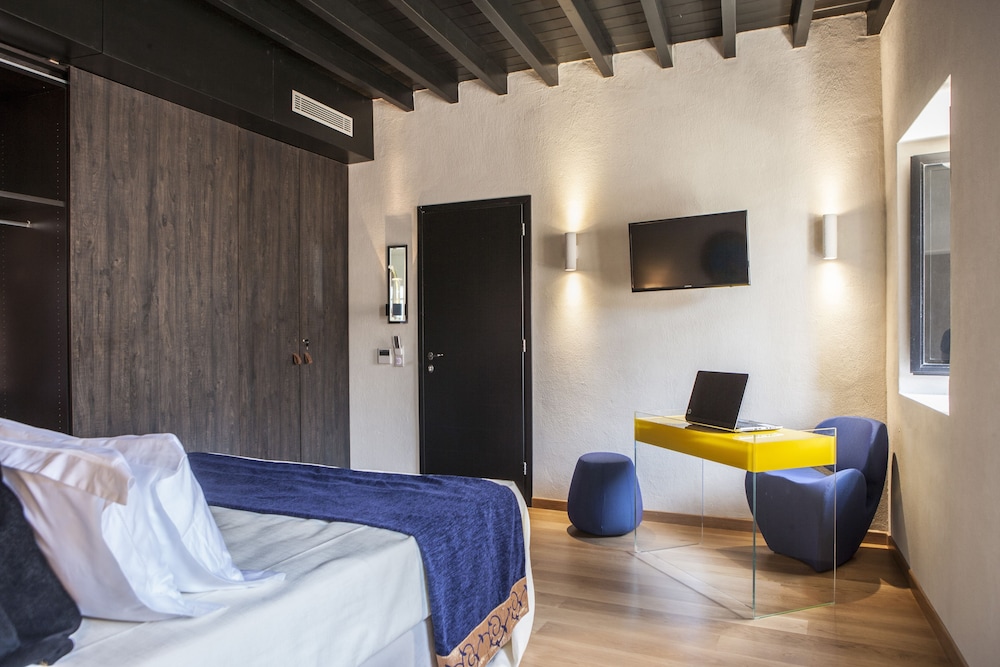 Allegory Boutique Hotel — Hotel rooms in Rhodes Town, South Aegean