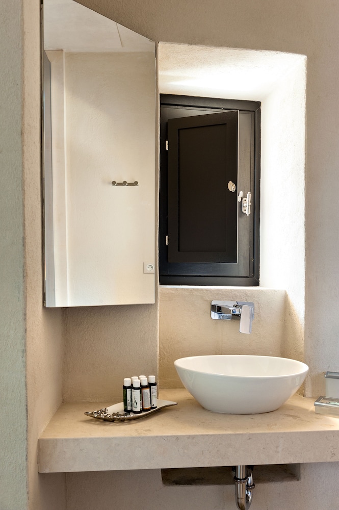 Allegory Boutique Hotel — Hotel rooms in Rhodes Town, South Aegean