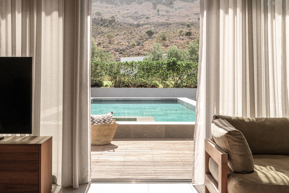Casa Cook Rhodes — Swimming pool in Kolymbia, South Aegean