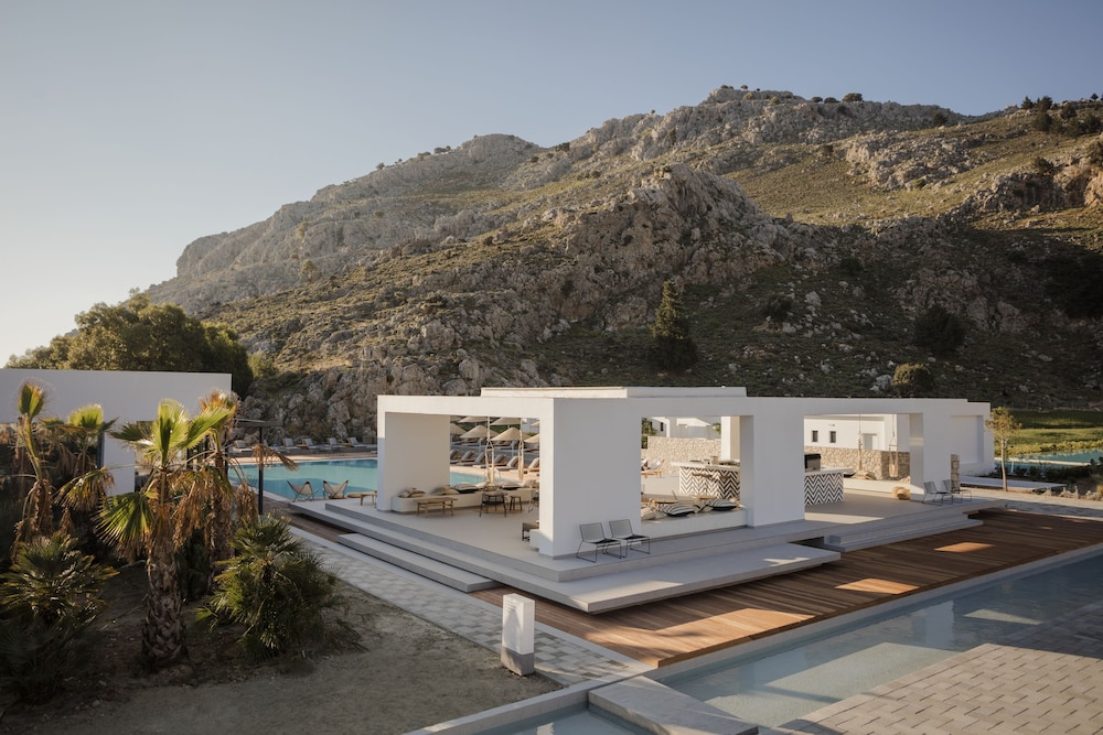 Casa Cook Rhodes — Swimming pool in Kolymbia, South Aegean