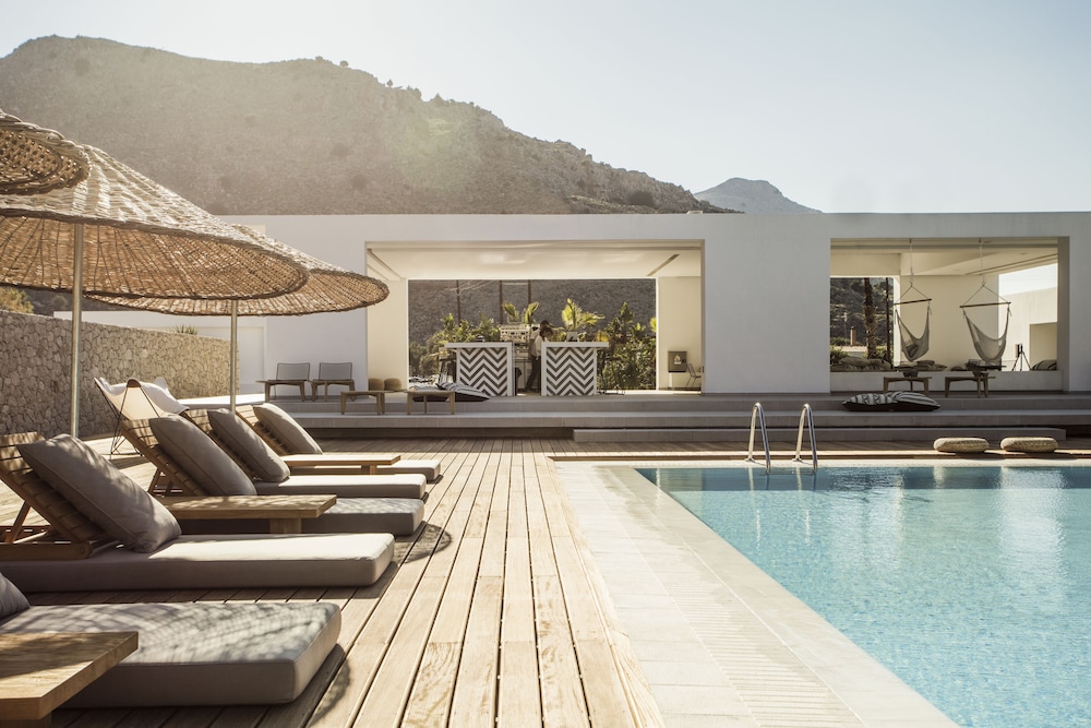 Casa Cook Rhodes — Swimming pool in Kolymbia, South Aegean