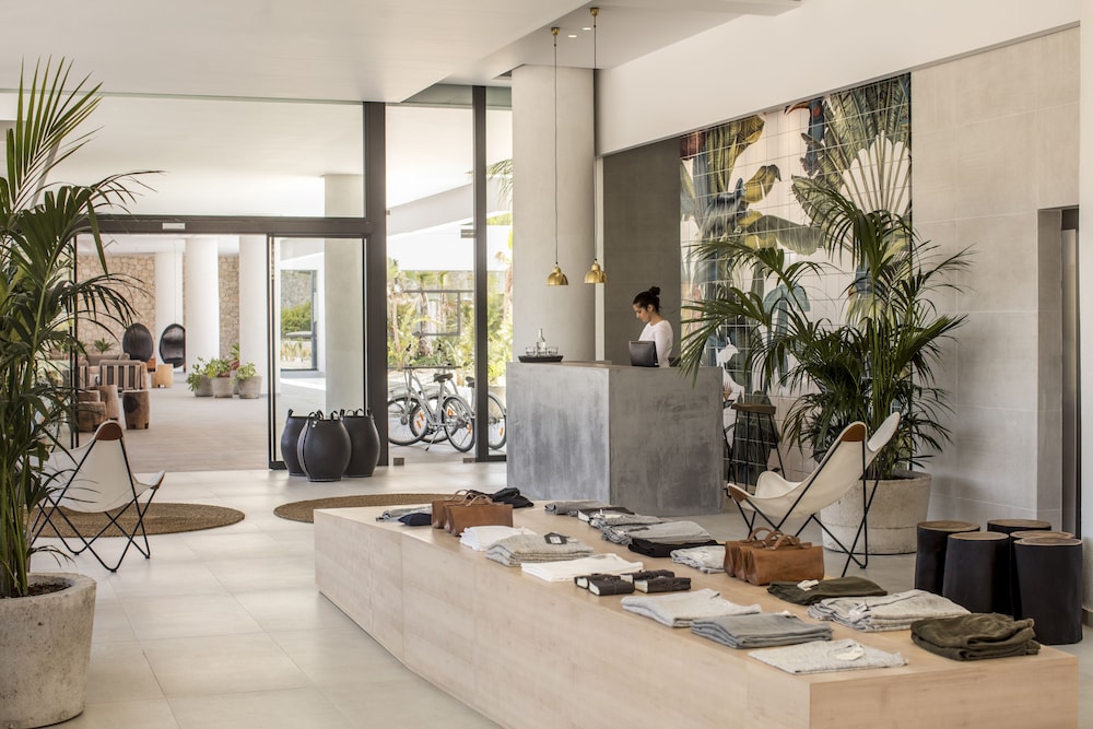 Casa Cook Rhodes — Hotel building in Kolymbia, South Aegean