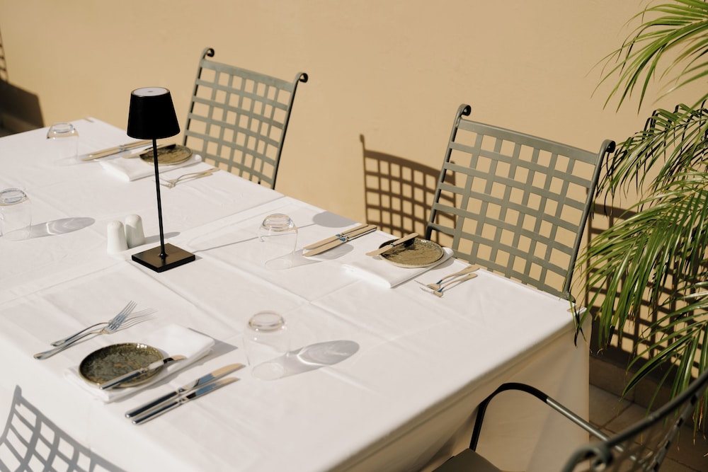 Village Heights Resort — Restaurant & bars in Hersonissos