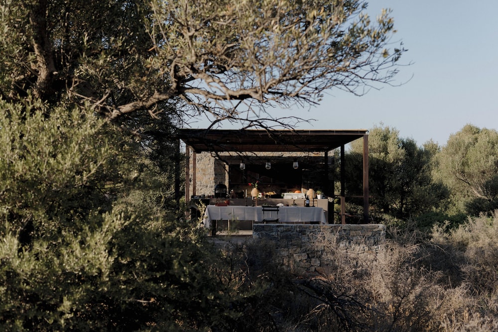 Village Heights Resort — Restaurant & bars in Hersonissos
