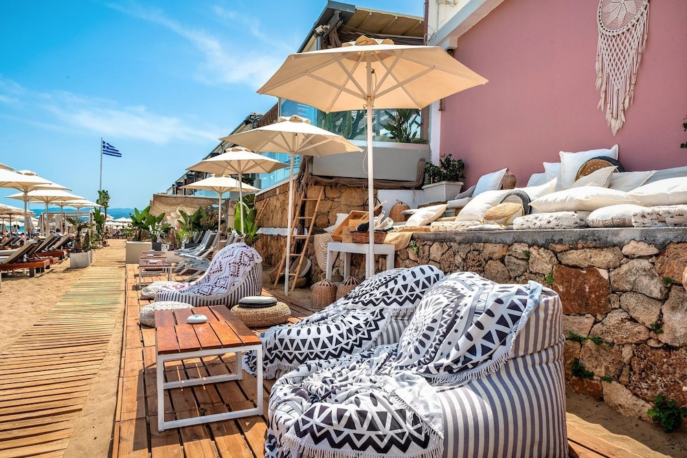 Village Heights Resort — Beach in Hersonissos