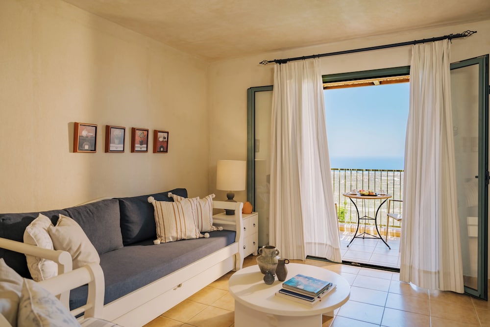 Village Heights Resort — Hotel rooms in Hersonissos