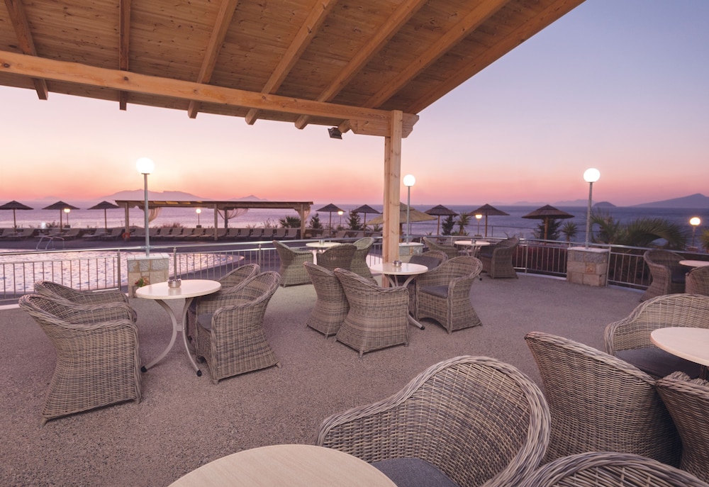 Grand Blue Beach Hotel — Restaurant & bars in Kardamena, South Aegean