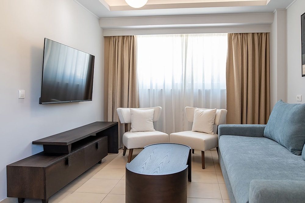Grand Blue Beach Hotel — Hotel rooms in Kardamena, South Aegean