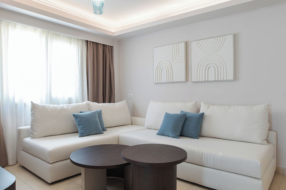 Grand Blue Beach Hotel — Hotel rooms in Kardamena, South Aegean