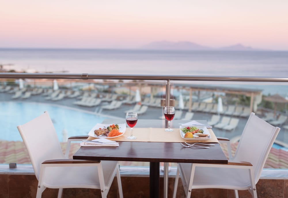 Grand Blue Beach Hotel — Restaurant & bars in Kardamena, South Aegean