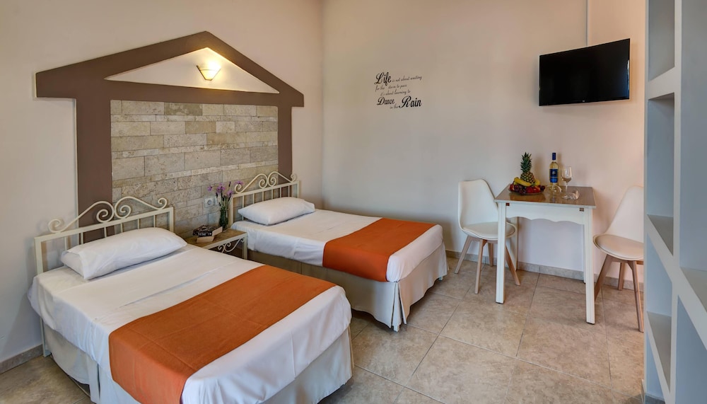 Le Palme — Rooms in Malia