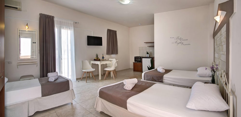 Le Palme — Rooms in Malia