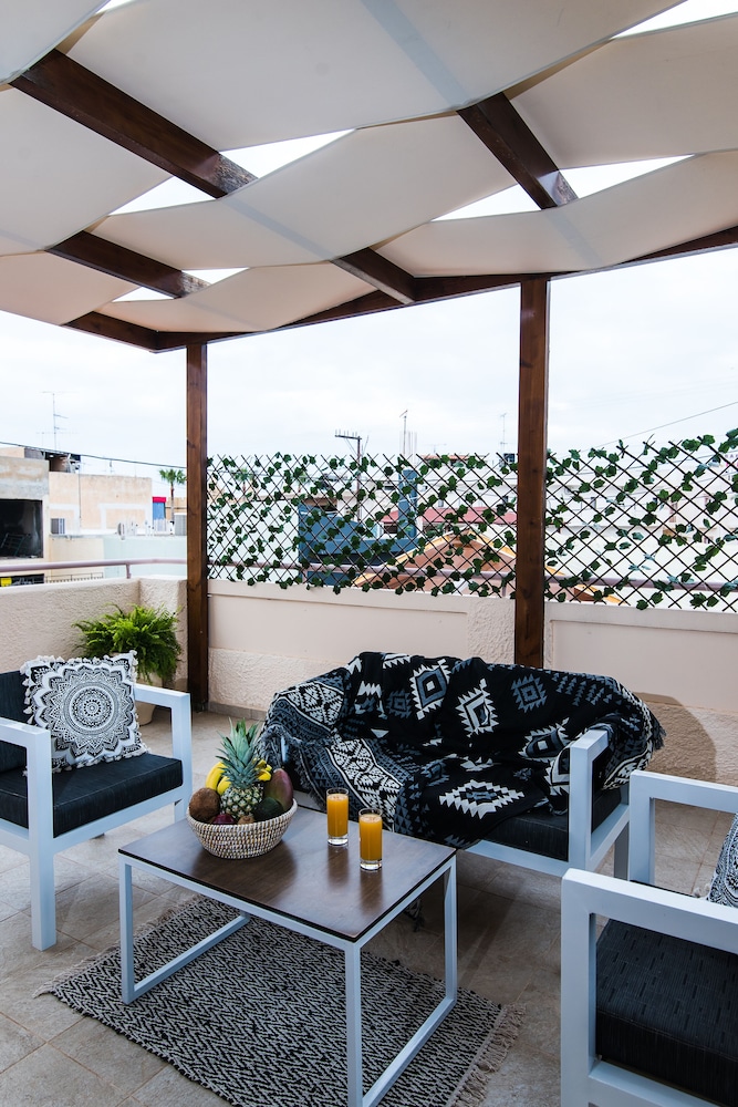 Le Palme — View in Malia