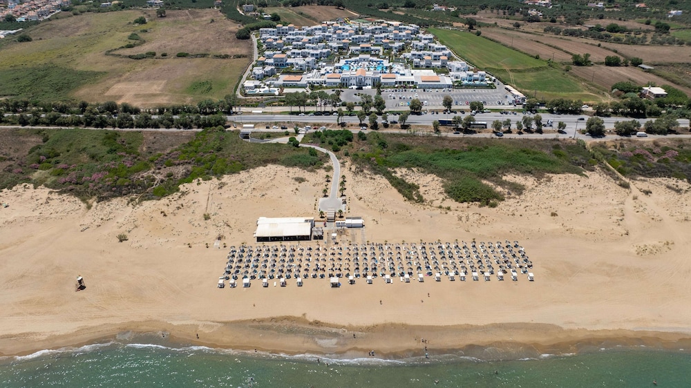 Anemos Luxury Grand Resort — Beach in Georgioupolis