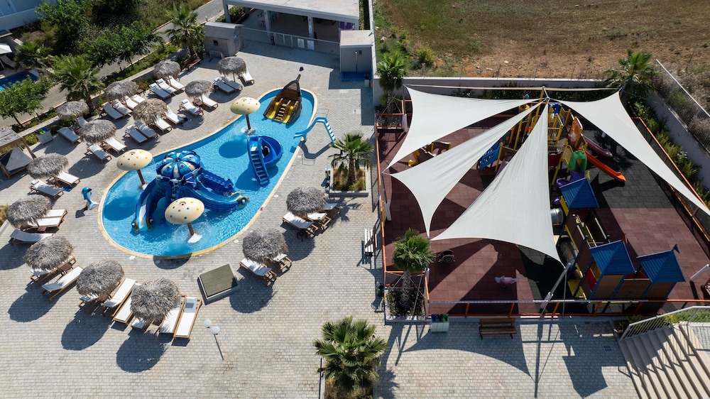 Anemos Luxury Grand Resort — Attractions for children in Georgioupolis
