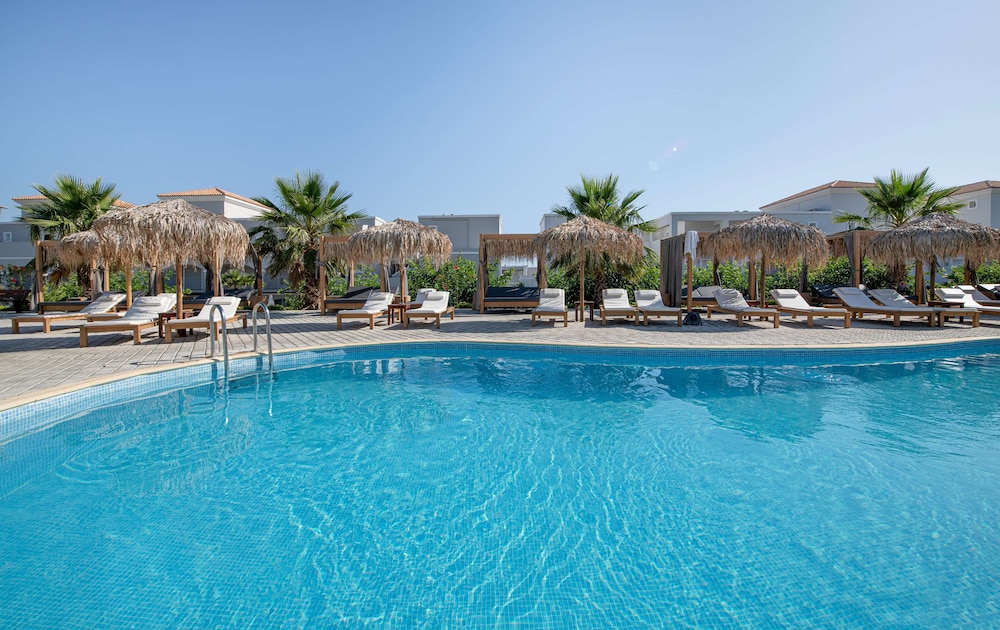 Anemos Luxury Grand Resort — Swimming pool in Georgioupolis