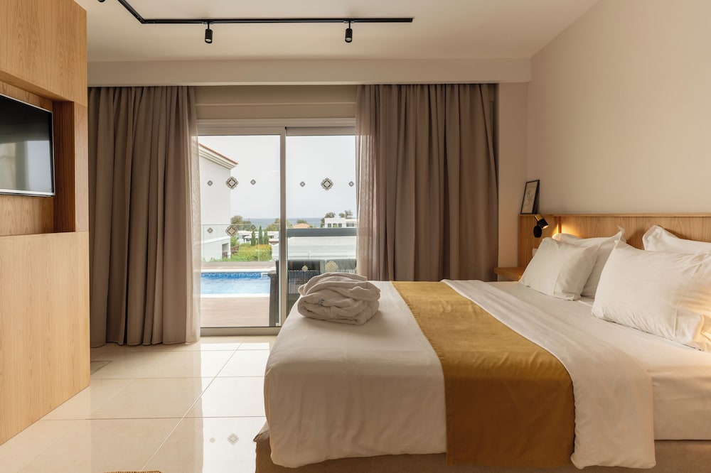 Anemos Luxury Grand Resort — Hotel rooms in Georgioupolis